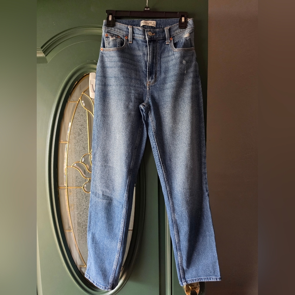 Abercrombie & Fitch Light Blue Straight Leg Women’s Jeans